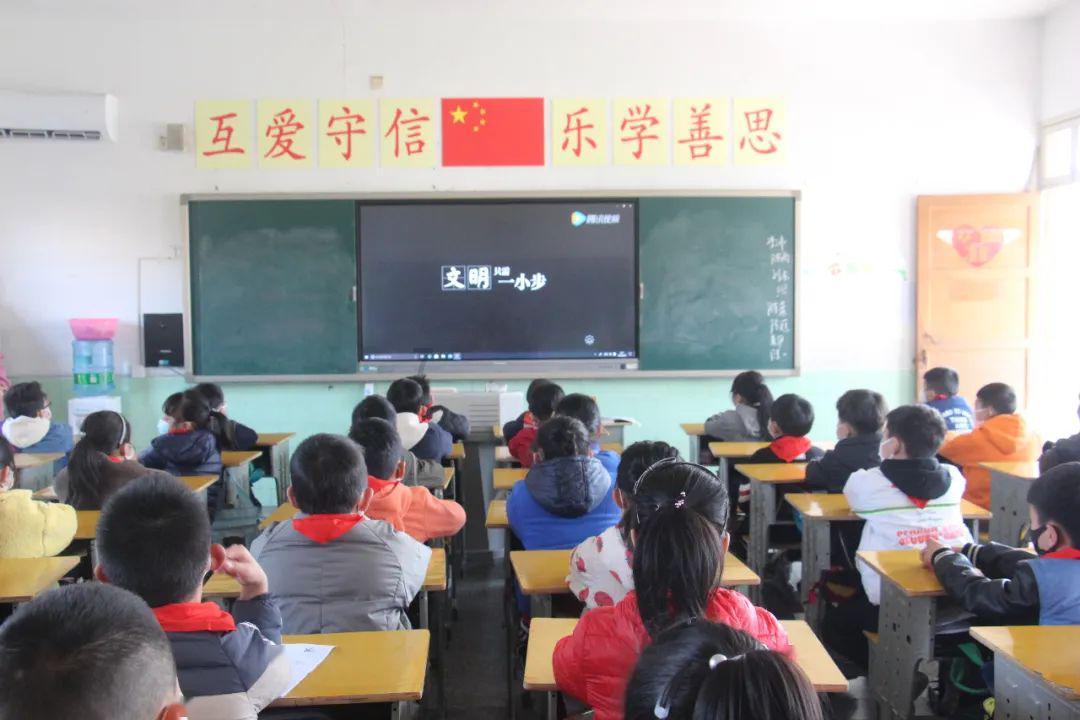 射击弹跳球